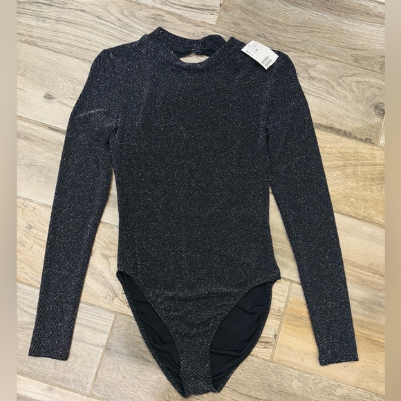 NWT Sparkle Black Open Back Body Suit ✨ - Picture 1 of 4